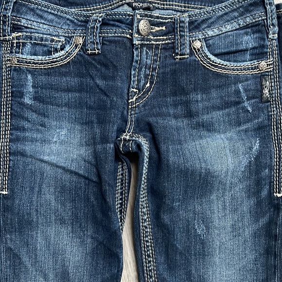 *Like New* Silver Pioneer Jeans 26/31 - Picture 11 of 11